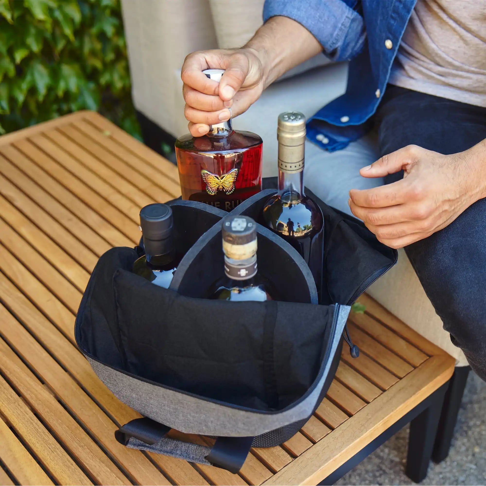 Bottle Caddy - Aged&Ore